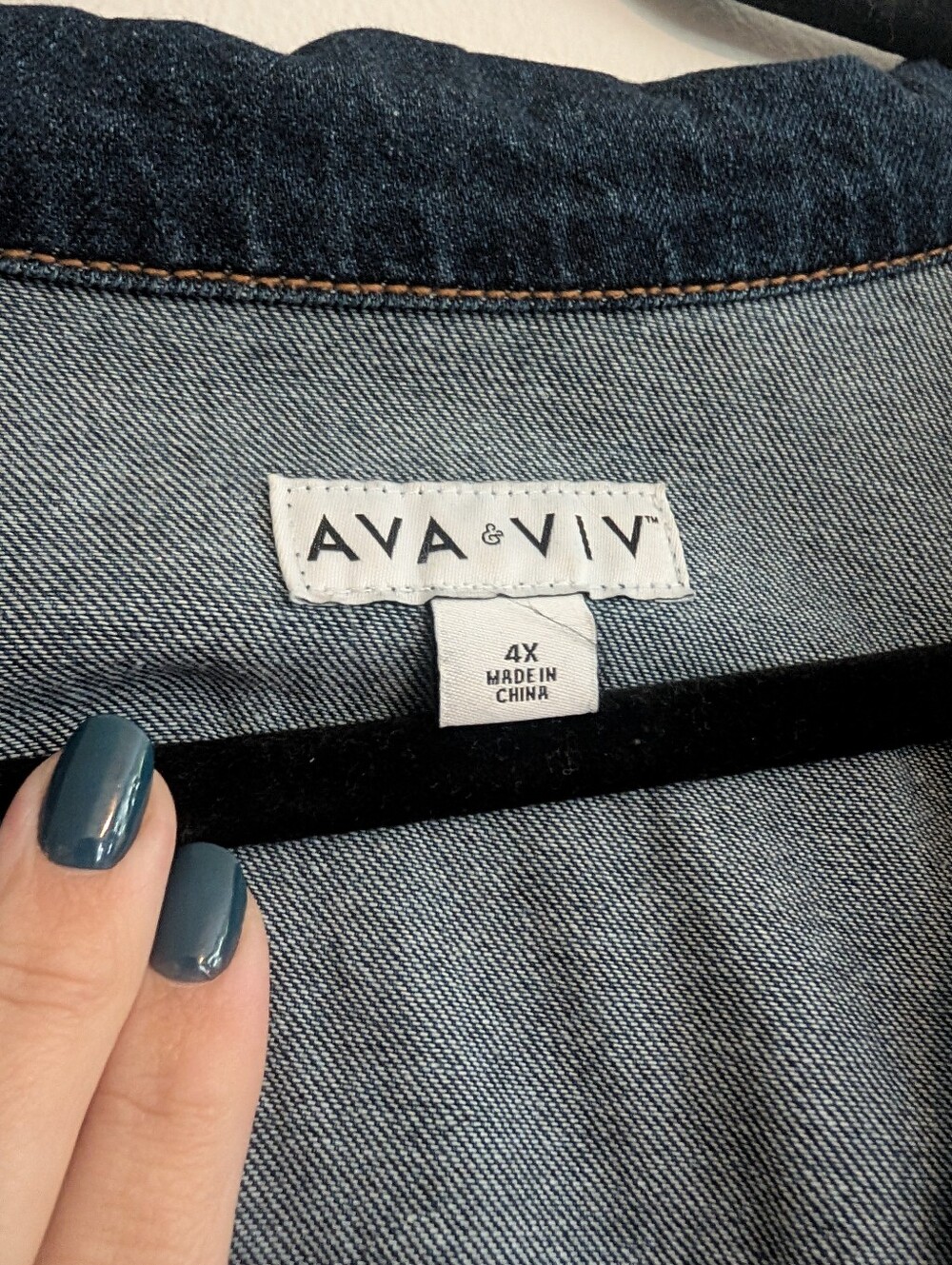 Ava & Viv Dark Blue Button-Front Denim Midi Dress with Tie Belt - Picture 6 of 6
